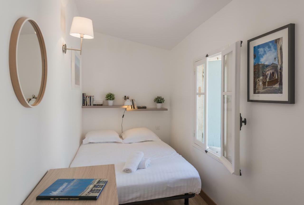 Les Secrets De Sainte Eulalie - Premiere Conciergerie Apartment มงต์เปอลิเยร์ ภายนอก รูปภาพ