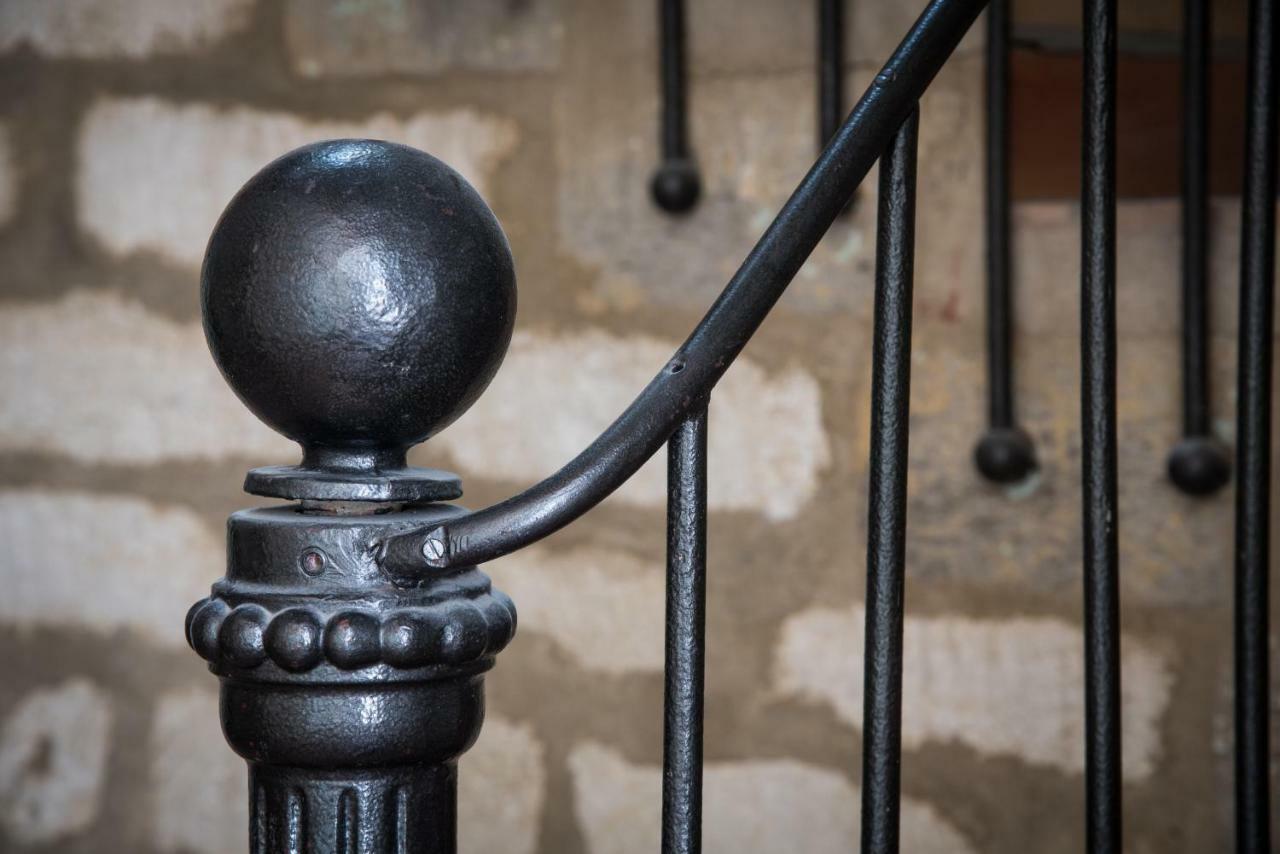 Les Secrets De Sainte Eulalie - Premiere Conciergerie Apartment มงต์เปอลิเยร์ ภายนอก รูปภาพ